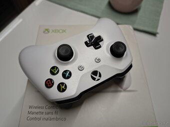 Xbox one ovladač, skvělý stav, krabice - 4