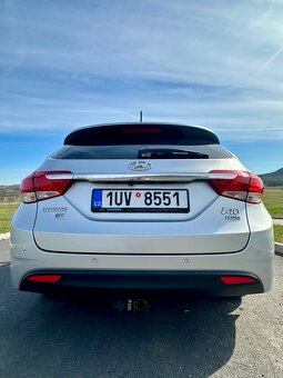 Hyundai i40 - 1.7 CRDi - 4