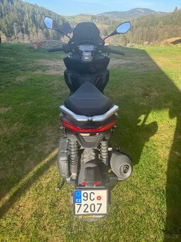Aprilia 125 sr gt - 4