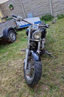 Yamaha XVS 650 DragStar Bobber - 4