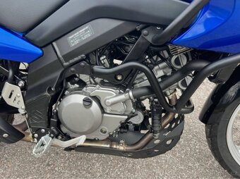 Prodám SUZUKI DL 650 V-STROM - 4