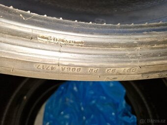 Volvo XC 90 275/35 R22 - 4