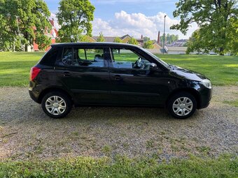 Škoda Fabia 2 1.4i 16V super výbava nájezd 94tkm nová STK - 4