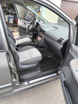 Prodám Volkswagen Sharan 2007-2,0 TDI - 4