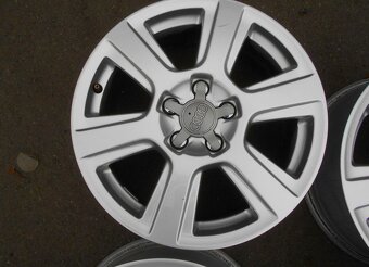 Alu disky originál Audi 17", 5x112, ET 33, šíře 7J - 4