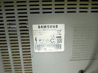 Daruji Samsung projekční tel. - 4