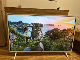 LG 43UQ7690 – 43” 4K UHD Smart TV + Magic Remot - 4