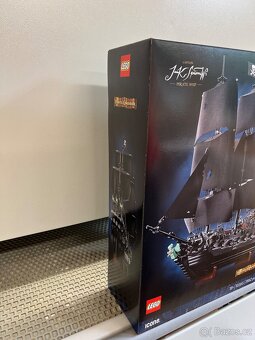 LEGO 10365 Pirátská loď kapitána Jacka Sparrowa - 4