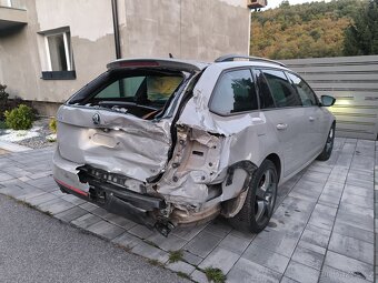 Skoda Octavia Vrs 2.0 TSi DSG / buraná - 4