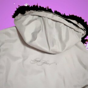 Krásná zimní dívčí bunda LOAP vel S - 4