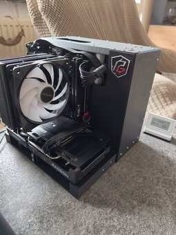 Herní PC + Monitor - 4