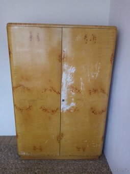 Starožitný nábytek - 4