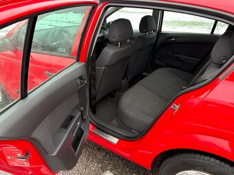 Opel Astra H 2.Majitel, původ ČR, najeto jen 113000km - 4
