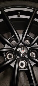 Hyundai i30 N,alu 18',tmavé Borbet,zimní pneu,nové - 4