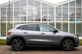 Mercedes-Benz  GLA 250 e - 4