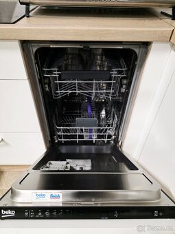 Kuchyňská linka se spotřebiči - 4