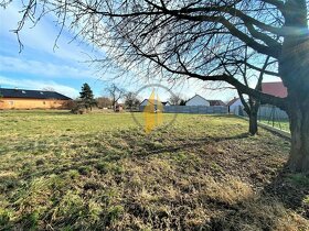 REZERVACE: Prodej pozemku o CP 2319 m2 v obci Ohaveč, 3 km o - 4