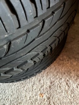 Pneu 205/60 R16 - 4