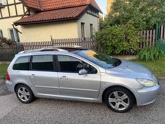 Peugeot 307 SW 2.0 HDI. Rok 2005. 7 místné. Tažné. Panorama - 4