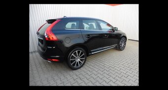 Volvo XC60 2,4 D5 Summum AWD AT 158kW - 4
