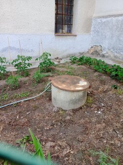 Pozemek se studnou - 4