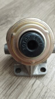 Prodám na Peugeot 405 - 4
