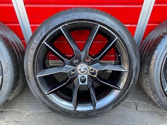 Original 3x ALU kola Škoda čené 18" 7,5J ET41 + 225/40/R18 - 4