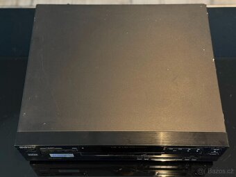 Sony CDP-C345 - CD přehrávač - 4
