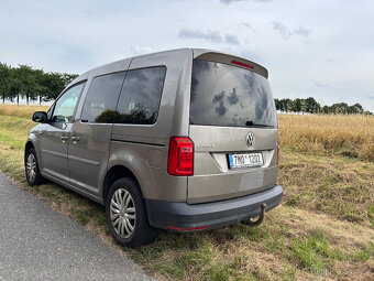 Volkswagen Caddy,2.0TDI, 110 KW,NAVI,VÝHŘEV SEDAČEK,DIGI KLI - 4