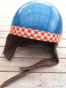 Nabízím Staré moto helmy. - 4