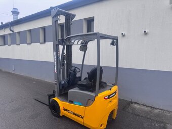 Vysokozdvižný vozík Jungheinrich 1,3t triplex 6,5m - 4
