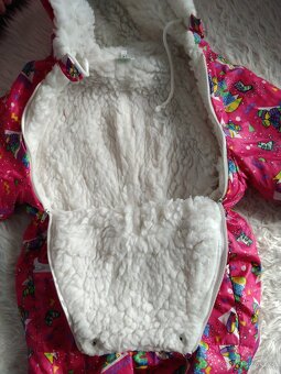 Zimní velmi teplá dívčí kombinéza velikost spíš 92. - 4