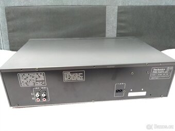 Kazetovy prehravac Technics RS-B555 - 4