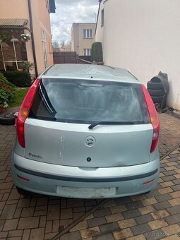 Fiat Punto - 4