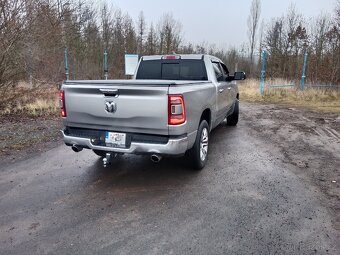 Dodge Ram Big Horn Crew Cab 5.7 Hemi - 4