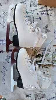 Dětské brusle s kožíškem vel.31 - 4