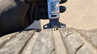 Letní pneu 235/50/18 Continental - 4