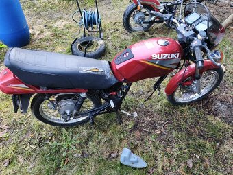 🏍️ Suzuki GS 125 – bez motoru a bez TP | na díly / projekt - 4