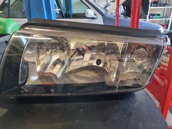 Škoda Fabia přední světla - 4