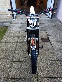 Prodám motorku TRS ONE-RE - 4