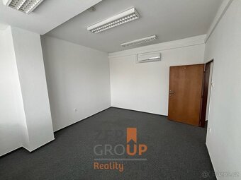 Pronájem kanceláře o rozloze 17 m2, ulice Národních hrdinů,  - 4