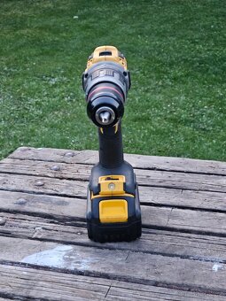 Dewalt DCD796 Aku příklepová vrtačka - 4