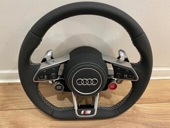 AUDI R8 VOLANT SPORTOVY - START/STOP - DRIVE SELECT - 4