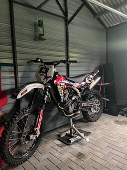 Husqvarna 450 - 4