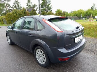 Ford Focus 1.6i 74kw Facelift Nová STK - 4