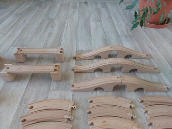 Dřevěné vláčky, domeček, mosty, koleje, jako Ikea Lillabo - 4