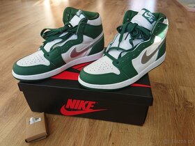 Nike Air Jordan 1 Retro High OG - 4
