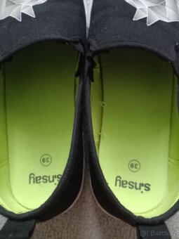 Tenisky slip-on s obrazkem vel. 39 - 4