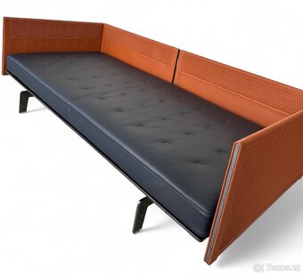 Luxusní designová kožená pohovka Clayton Poltrona Frau - 4