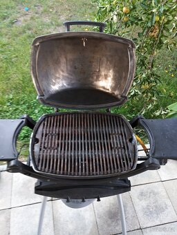 Plynový gril Weber Q 120 Stand - 4